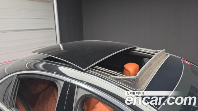 Mercedes-Benz S-Class 2022 — photo 28