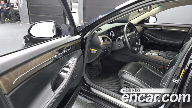 Genesis G90 2019 — photo 13