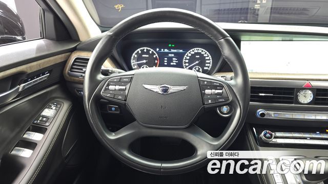 Genesis G90 2019 — photo 19