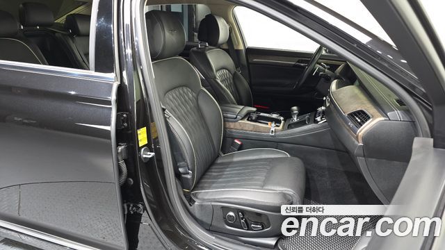 Genesis G90 2019 — photo 16