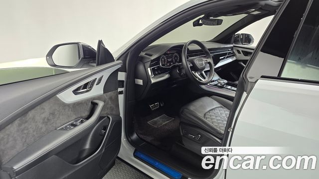 Audi Q8 2022 — photo 13