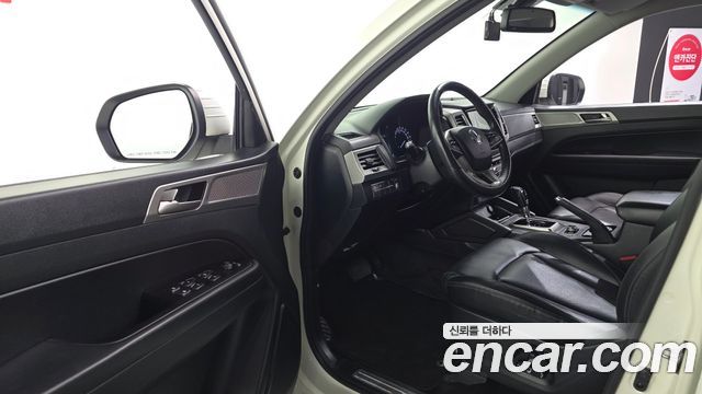KG Mobility Rexton 2018 — photo 11