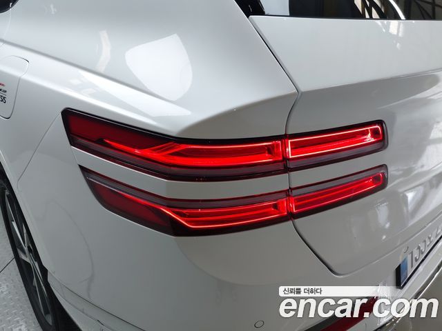 Genesis GV80 2025 — photo 9