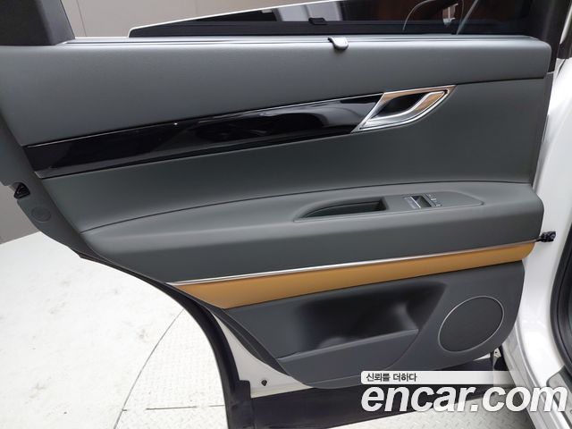 Genesis GV80 2025 — photo 15