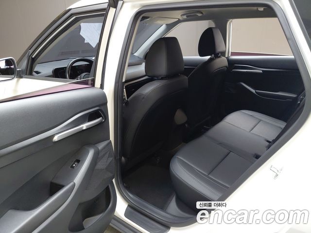 Kia Seltos 2023 — photo 18