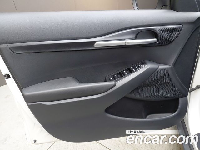 Kia Seltos 2023 — photo 14