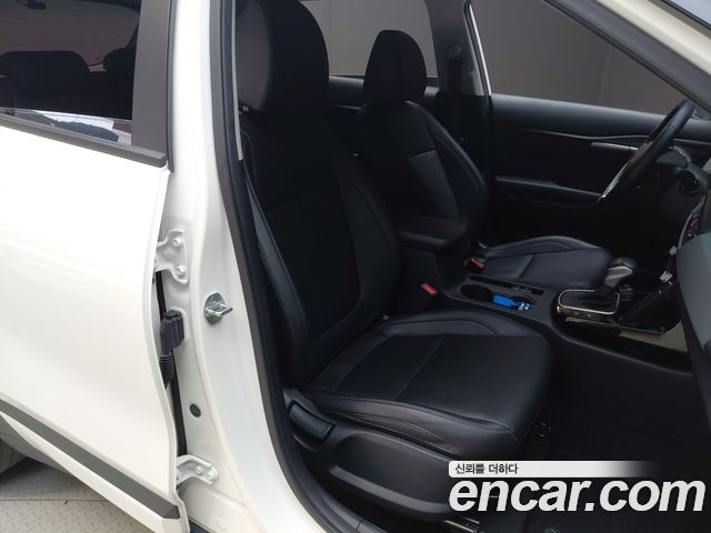 Kia Seltos 2023 — photo 16