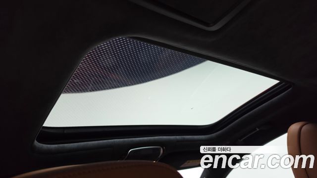 BMW 7-Series 2020 — photo 24