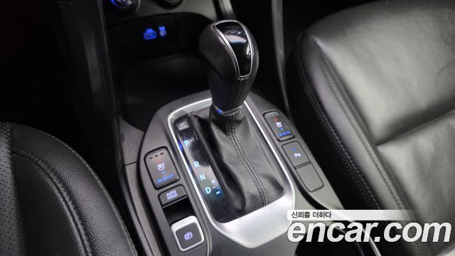 Hyundai Santafe 2018 — photo 12