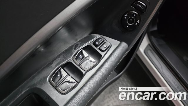 Hyundai Santafe 2018 — photo 19