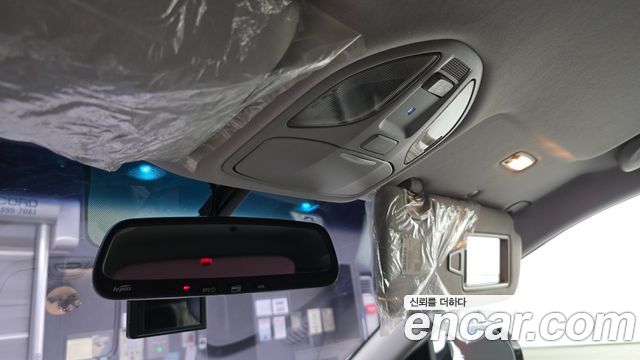 Hyundai Santafe 2018 — photo 26