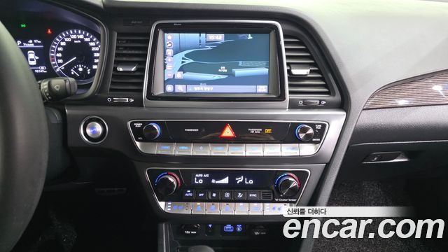 Hyundai Sonata 2019 — photo 13