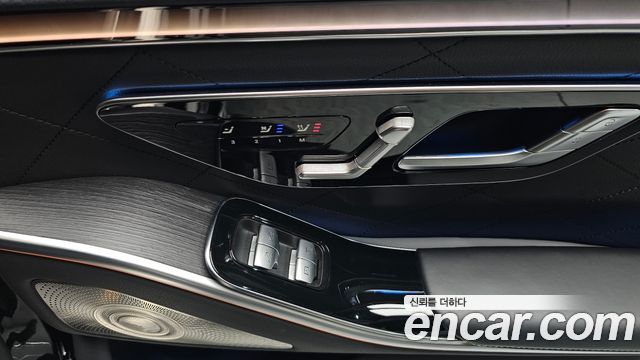 Mercedes-Benz S-Class 2021 — photo 24