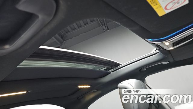Mercedes-Benz S-Class 2021 — photo 25