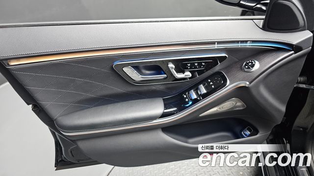 Mercedes-Benz S-Class 2021 — photo 14