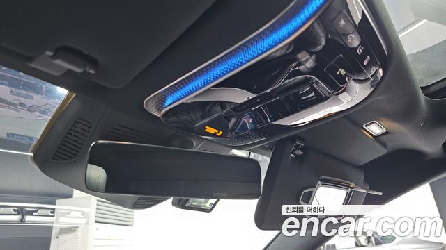 Mercedes-Benz S-Class 2021 — photo 28