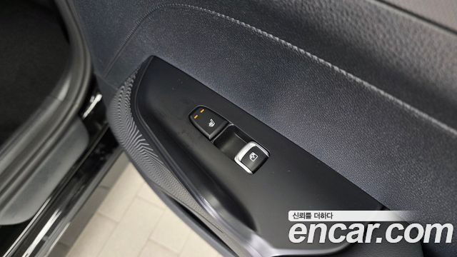 Kia K5 2023 — photo 25