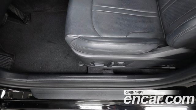 Kia K5 2023 — photo 31