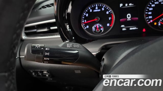 Kia K5 2023 — photo 33