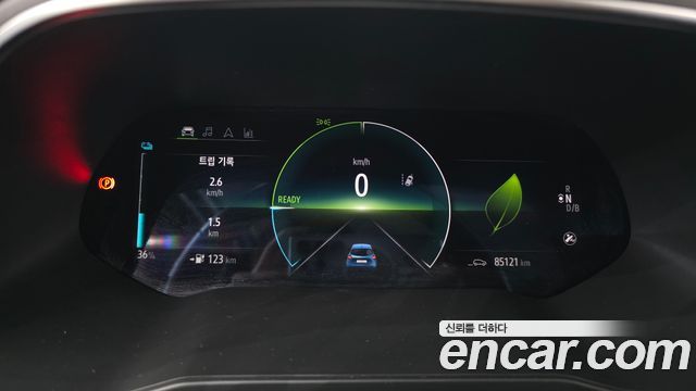 Renault Korea Zoe 2021 — photo 11