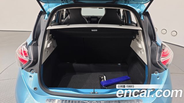 Renault Korea Zoe 2021 — photo 30