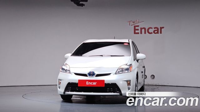 Toyota Prius 2012 — photo 3