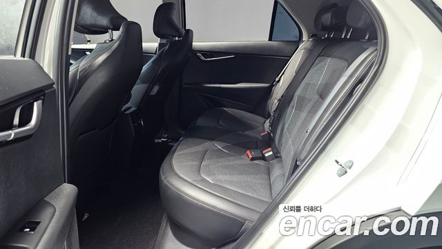 Kia Niro 2024 — photo 18