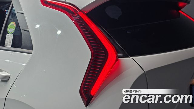 Kia Niro 2024 — photo 9