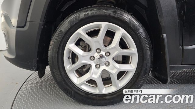 Jeep Renegade 2017 — photo 5