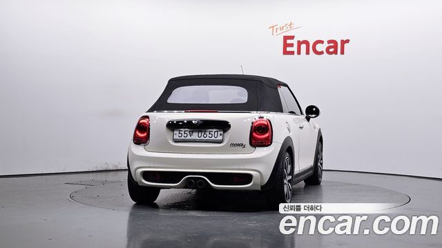 Mini Cooper Convertible 2016 — photo 4