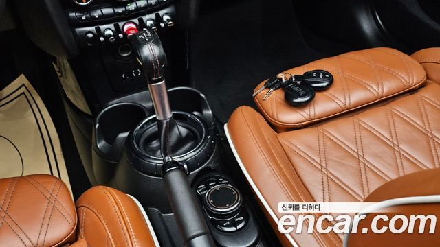 Mini Cooper Convertible 2016 — photo 12