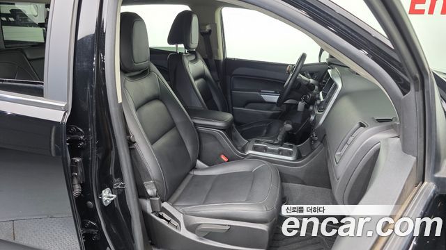 Chevrolet Korea Colorado 2021 — photo 17