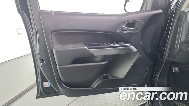 Chevrolet Korea Colorado 2021 — photo 14