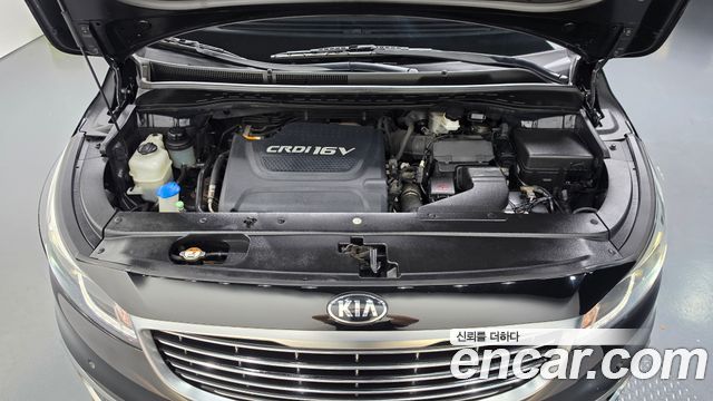 Kia Canival 2015 — photo 6