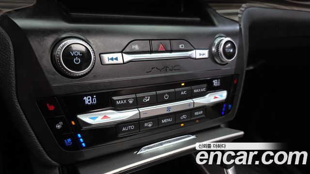 Ford Explorer 2020 — photo 22