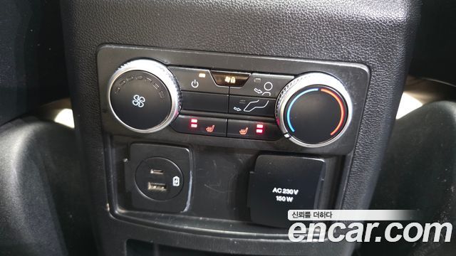 Ford Explorer 2020 — photo 24