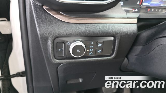 Ford Explorer 2020 — photo 27