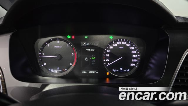Hyundai Sonata 2016 — photo 11