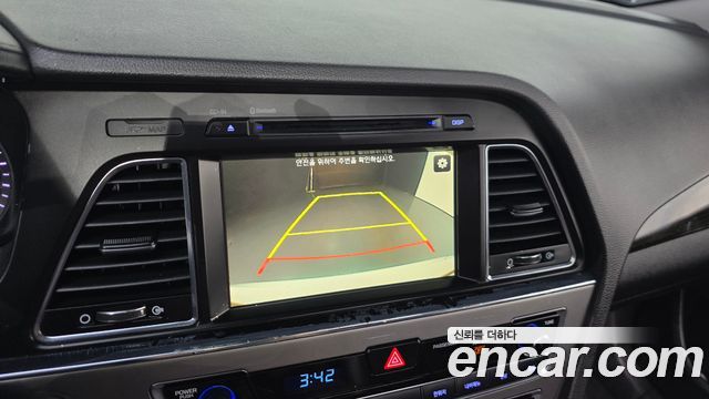 Hyundai Sonata 2016 — photo 20