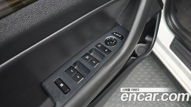 Hyundai Sonata 2016 — photo 21