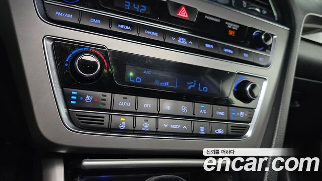 Hyundai Sonata 2016 — photo 25