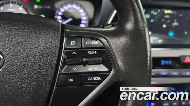 Hyundai Sonata 2016 — photo 28