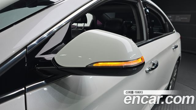 Hyundai Sonata 2016 — photo 32