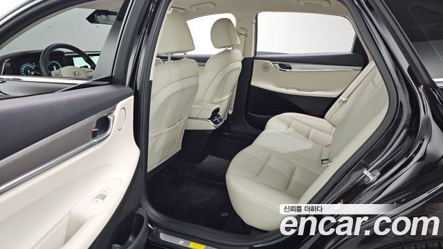 Hyundai Grandeur 2022 — photo 18
