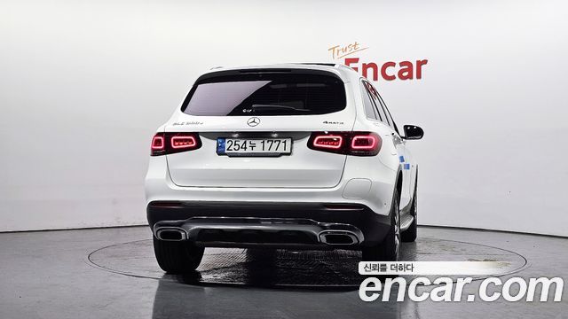 Mercedes-Benz GLC-Class 2021 — photo 4