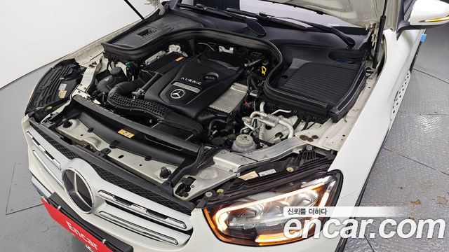 Mercedes-Benz GLC-Class 2021 — photo 6