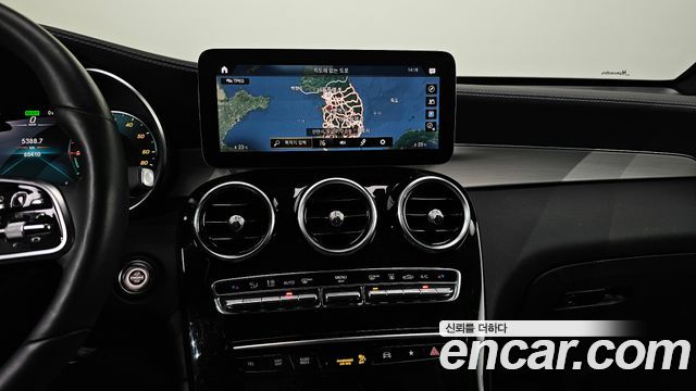 Mercedes-Benz GLC-Class 2021 — photo 20