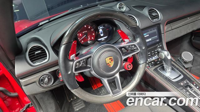 Porsche 718 2021 — photo 17