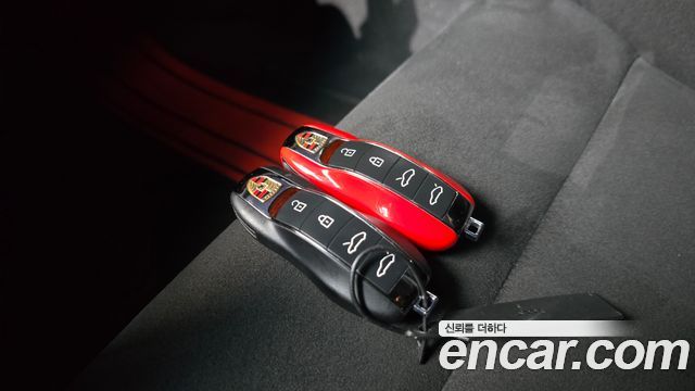 Porsche 718 2021 — photo 19