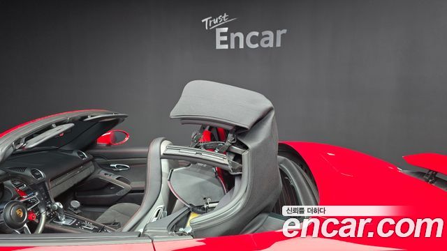 Porsche 718 2021 — photo 25